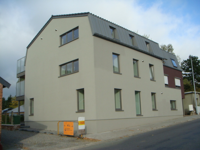 Transformation d'une habitation en immeuble de 5 appartements à Montzen